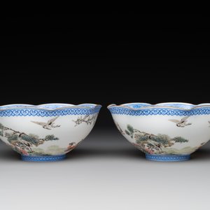 A varied collection of eight Chinese famille rose eggshell bowls, Jingdezhen mark, 20th C. — photo 10