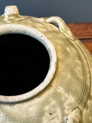 A varied collection of eight pieces Chinese monochrome wares, Tang/Ming — 照片 7