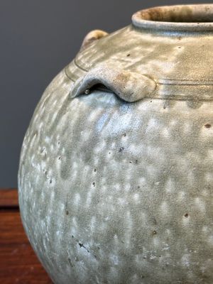 A varied collection of eight pieces Chinese monochrome wares, Tang/Ming — 照片 9