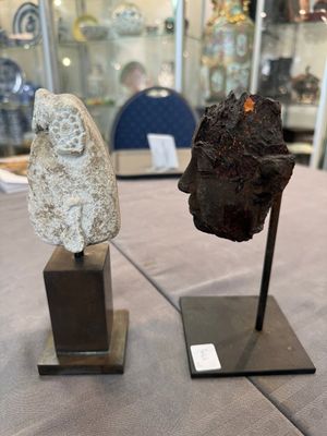 A varied collection of eight pottery, stone and stucco fragments, Asia, 2nd C. B.C. and later — photo 4