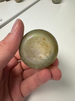 A varied collection of eight Roman glass wares — photo 39
