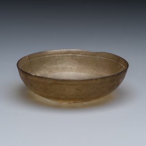 A varied collection of eight Roman glass wares — photo 12