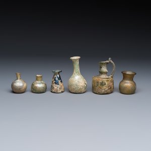 A varied collection of eight Roman glass wares — photo 2