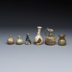 A varied collection of eight Roman glass wares — photo 4
