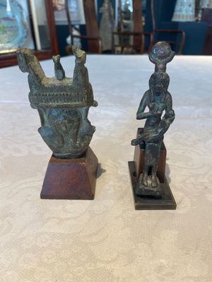 A varied collection of five bronze figures and utensils, Egypt, 3rd/1st C. B.C. — photo 11