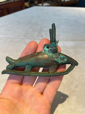 A varied collection of five bronze figures and utensils, Egypt, 3rd/1st C. B.C. — photo 8