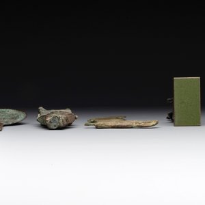 A varied collection of five bronze figures and utensils, Egypt, 3rd/1st C. B.C. — photo 4