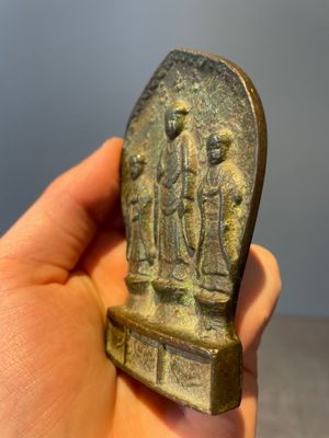 A varied collection of five Chinese bronze objects, 4th C. B.C./15th C. — photo 32