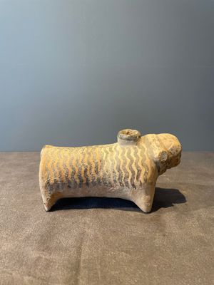 A varied collection of four terracotta animal sculptures and two bowls, Indus Valley, Iran, Pakistan and Afghanistan, 29th/3rd C. B.C. — foto 19