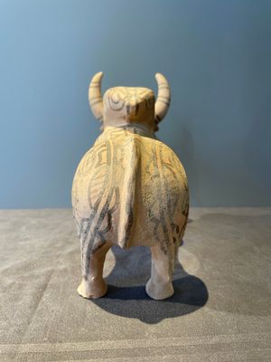 A varied collection of four terracotta animal sculptures and two bowls, Indus Valley, Iran, Pakistan and Afghanistan, 29th/3rd C. B.C. — foto 5