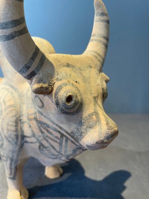 A varied collection of four terracotta animal sculptures and two bowls, Indus Valley, Iran, Pakistan and Afghanistan, 29th/3rd C. B.C. — foto 7