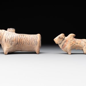 A varied collection of four terracotta animal sculptures and two bowls, Indus Valley, Iran, Pakistan and Afghanistan, 29th/3rd C. B.C. — foto 9