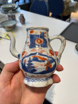 A varied collection of fourteen Chinese Imari-style wares, Kangxi/Qianlong — 照片 36
