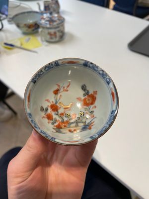 A varied collection of fourteen Chinese Imari-style wares, Kangxi/Qianlong — 照片 44