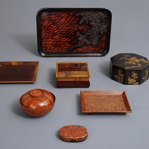 A varied collection of Japanese lacquer wares, Meiji/Showa, 19/20th C. — 照片 1