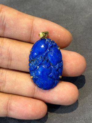 A varied collection of jewellery in jade and lapis lazuli, including gold mounts, China, 19/20th C. — foto 5