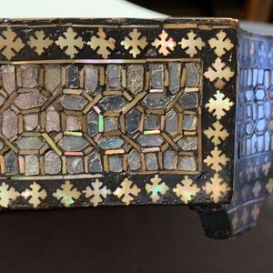 A varied collection of mother-of-pearl and mica-inlaid lacquerware, Southeast Asia, 19/20th C. — 照片 18