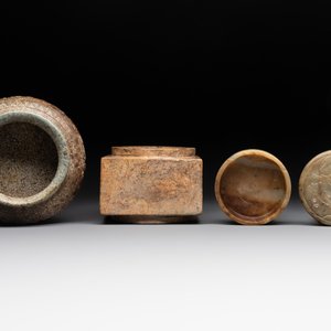 A varied collection of nine Chinese archaistic jade and stone carvings, 20th C. — photo 16