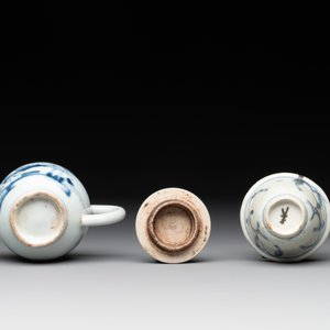 A varied collection of nine Chinese blue and white wares, Ming and later — photo 13
