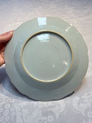 A varied collection of nine Chinese blue, white and famille rose wares, Kangxi and later — 照片 19