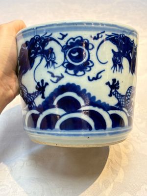 A varied collection of nine Chinese blue, white and famille rose wares, Kangxi and later — 照片 5