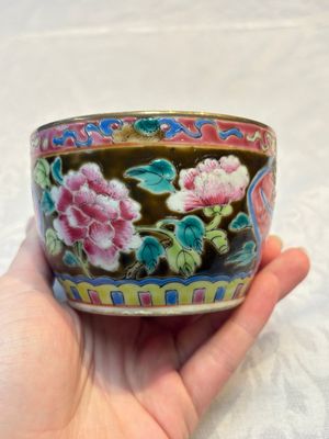 A varied collection of nine Chinese blue, white and famille rose wares, Kangxi and later — 照片 9