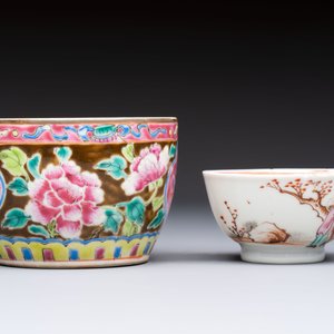 A varied collection of nine Chinese blue, white and famille rose wares, Kangxi and later — 照片 15