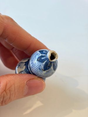 A varied collection of seven Chinese blue and white wares, Chenghua marks, 19th C. — photo 28