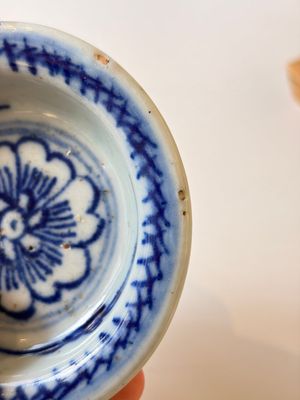 A varied collection of seven Chinese blue and white wares, Chenghua marks, 19th C. — photo 39