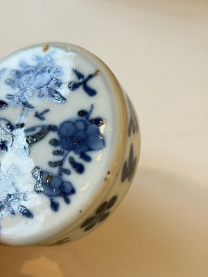 A varied collection of seven Chinese blue and white wares, Chenghua marks, 19th C. — photo 57