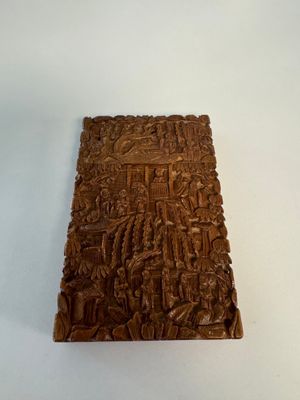 A varied collection of six Chinese carvings and metal wares, China, 16/19th C. — foto 6