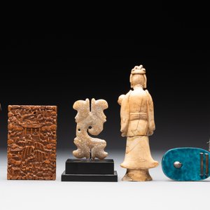 A varied collection of six Chinese carvings and metal wares, China, 16/19th C. — foto 2