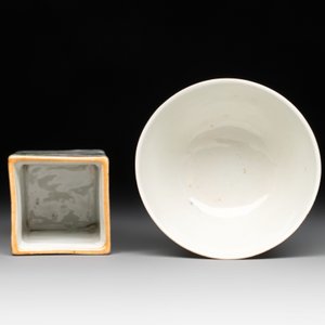 A varied collection of six Chinese famille rose wares, signed Hong Yishun 洪義順 and Luo Yongda 羅永發, Guangxu mark, 19/20th C. — foto 24