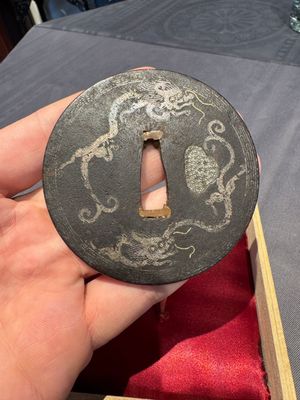 A varied collection of ten Japanese iron tsuba, Edo — 照片 9