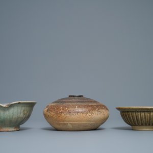 A varied collection of Thai Sawankhalok ceramics, 15th C. and later — 照片 11