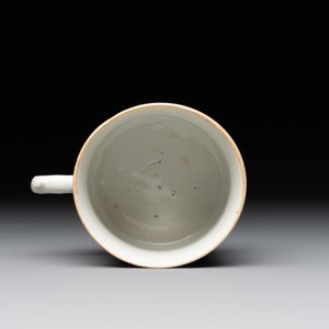 A varied collection of thirteen pieces Chinese famille rose and verte porcelain, 19th C. — 照片 30