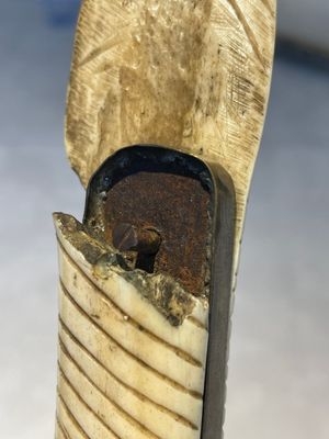 A varied collection of two daggers, two swords and forearm protection, India and Turkey, 19th C. — foto 18