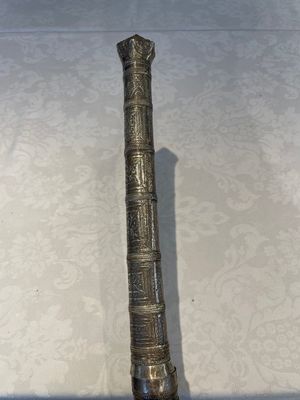 A varied collection of two daggers, two swords and forearm protection, India and Turkey, 19th C. — foto 22