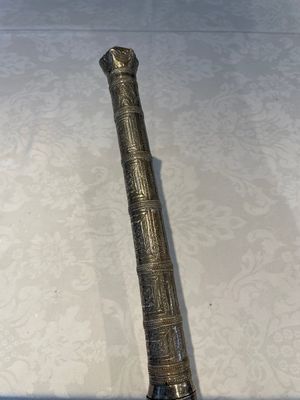 A varied collection of two daggers, two swords and forearm protection, India and Turkey, 19th C. — foto 23
