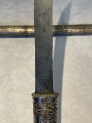 A varied collection of two daggers, two swords and forearm protection, India and Turkey, 19th C. — foto 34