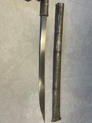 A varied collection of two daggers, two swords and forearm protection, India and Turkey, 19th C. — foto 36