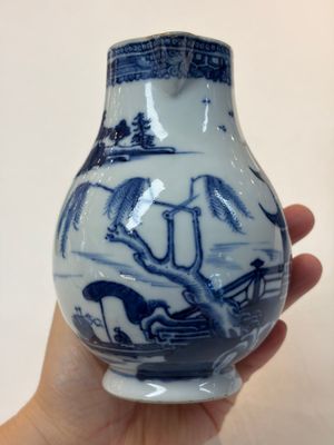 A varied group of 15 Chinese blue and white wares, 18th C. and later — 照片 33