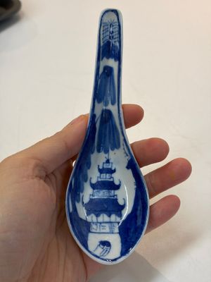 A varied group of 15 Chinese blue and white wares, 18th C. and later — 照片 62