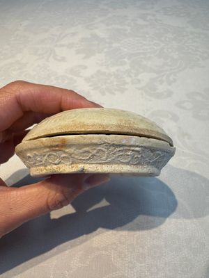 A varied group of five Chinese monochrome wares, Song/Yuan — 照片 54