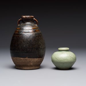A varied group of five Chinese monochrome wares, Song/Yuan — 照片 11