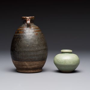 A varied group of five Chinese monochrome wares, Song/Yuan — 照片 12