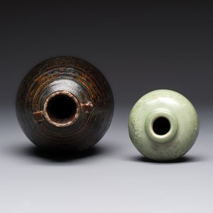 A varied group of five Chinese monochrome wares, Song/Yuan — 照片 13