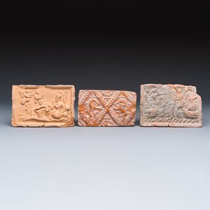 A varied group of seven fireplace tiles — 照片 4