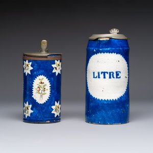 A varied group of six blue, white and polychrome Brussels faience jugs, 18th C. — photo 11