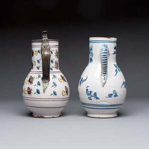 A varied group of six blue, white and polychrome Brussels faience jugs, 18th C. — photo 3
